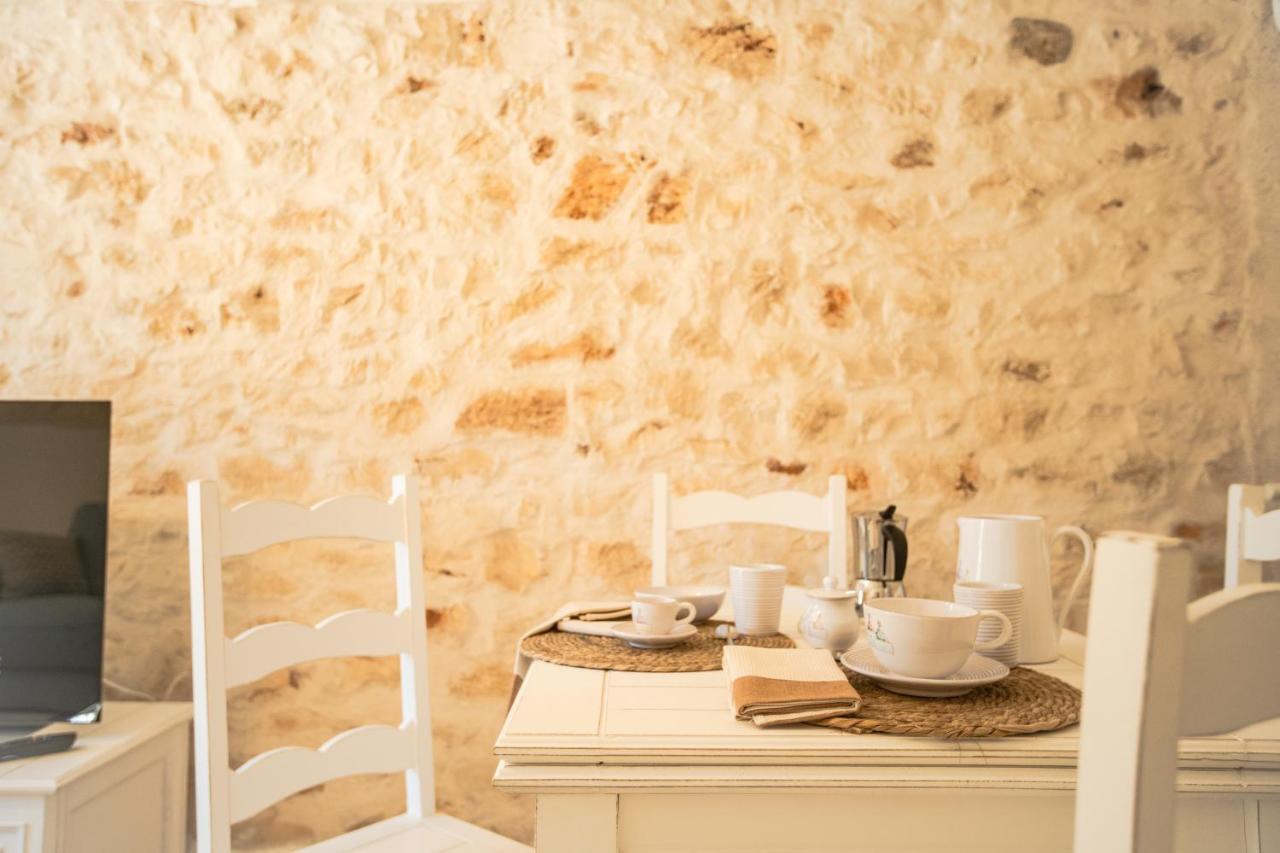 Trulli Margherita, Intera Struttura Per Il Tuo Relax 弗兰卡维拉丰塔纳 外观 照片