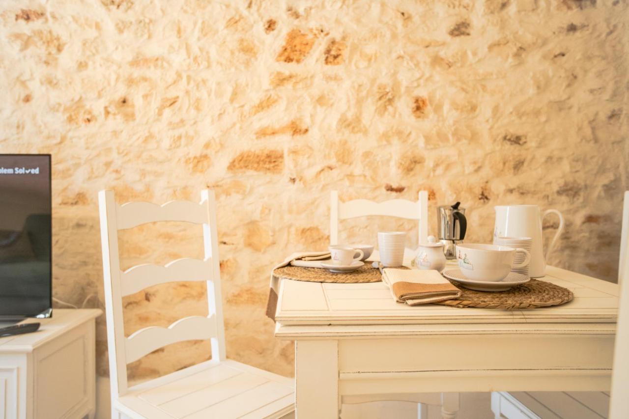 Trulli Margherita, Intera Struttura Per Il Tuo Relax 弗兰卡维拉丰塔纳 外观 照片