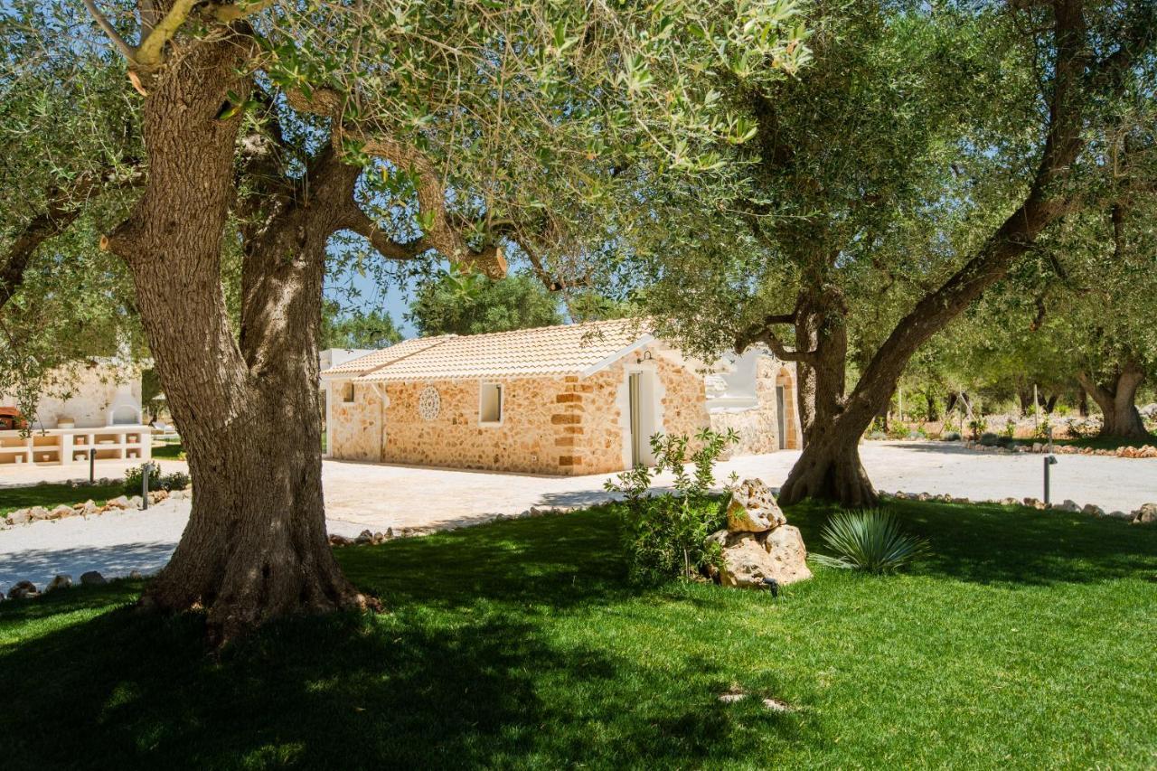 Trulli Margherita, Intera Struttura Per Il Tuo Relax 弗兰卡维拉丰塔纳 外观 照片
